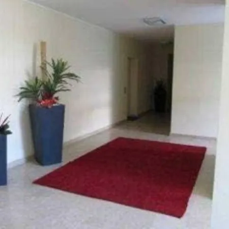 Bilocale Con Piscina