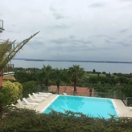 Bilocale Con Piscina *
